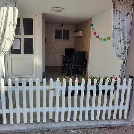 Dachgeschosswohnung-15min Vom Europa Park Entfernt Apartment Kenzingen