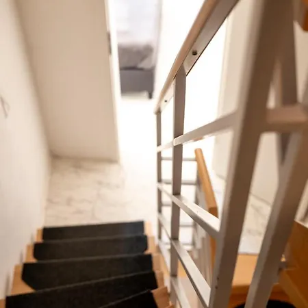 Dachgeschosswohnung -15min Vom Europa Park Entfernt アパート ケンツィンゲン