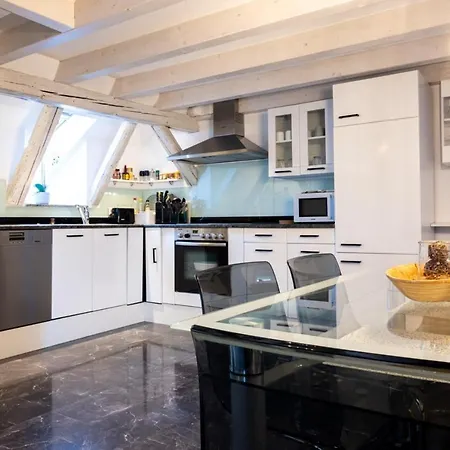 Daire Dachgeschosswohnung Mit Klimaanlage-15min Vom Europa Park Entfernt Kenzingen