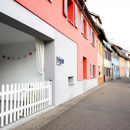 Dachgeschosswohnung Mit Klimaanlage-15min Vom Europa Park Entfernt *