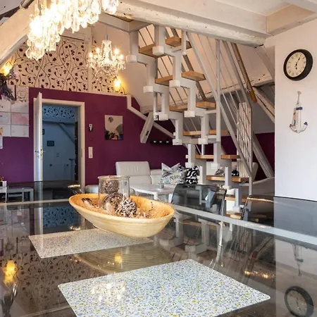 Dachgeschosswohnung Mit Klimaanlage-15min Vom Europa Park Entfernt Daire