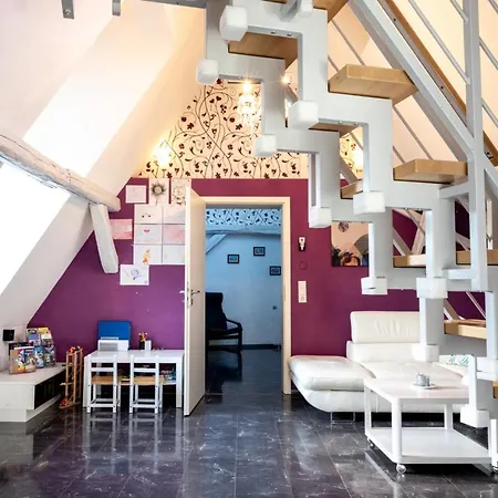 Dachgeschosswohnung Mit Klimaanlage-15min Vom Europa Park Entfernt Daire *