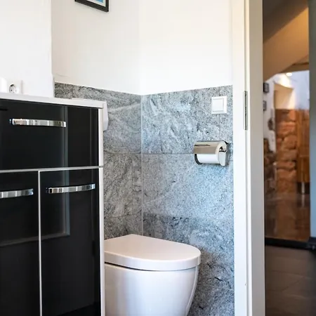 Daire Dachgeschosswohnung Mit Klimaanlage-15min Vom Europa Park Entfernt Kenzingen